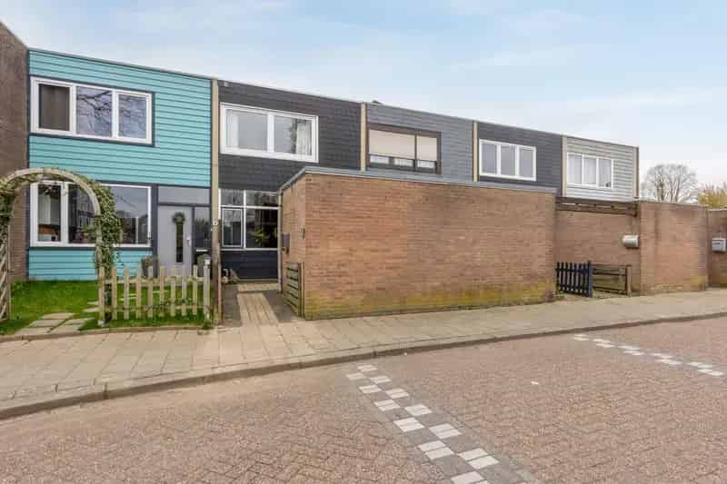 Tussenwoning Kerkrade 3 slaapkamers nieuwe badkamer energielabel A