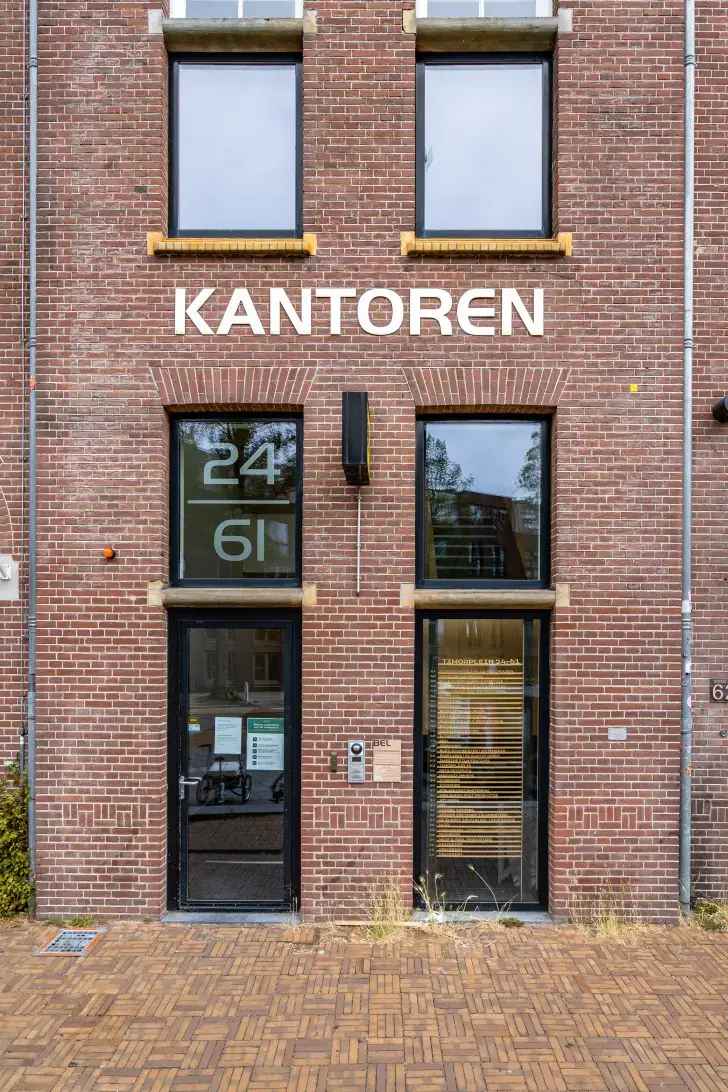 Kantoorruimte Amsterdam Oost Timorplein 71m²