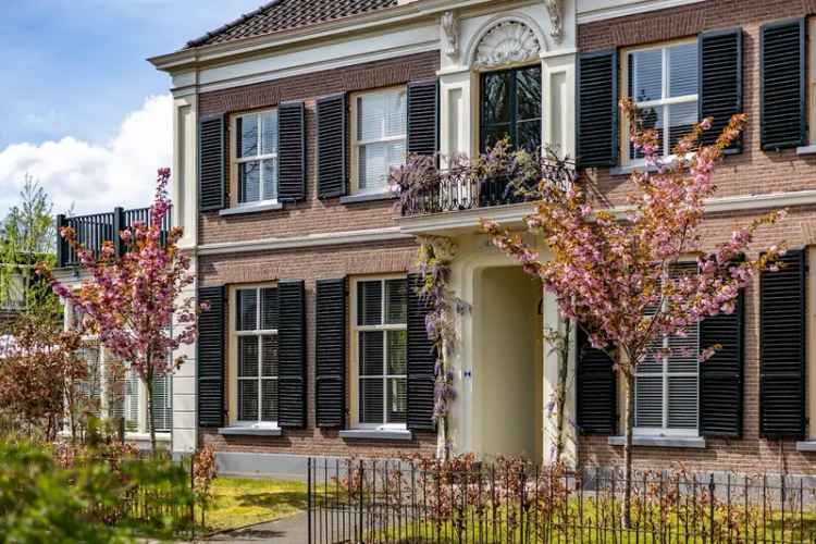 Rijksmonumentale Villa te koop Dieren