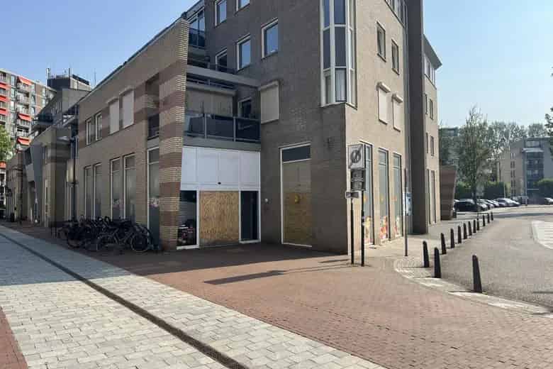 592m2 Winkelruimte te Koop Weert