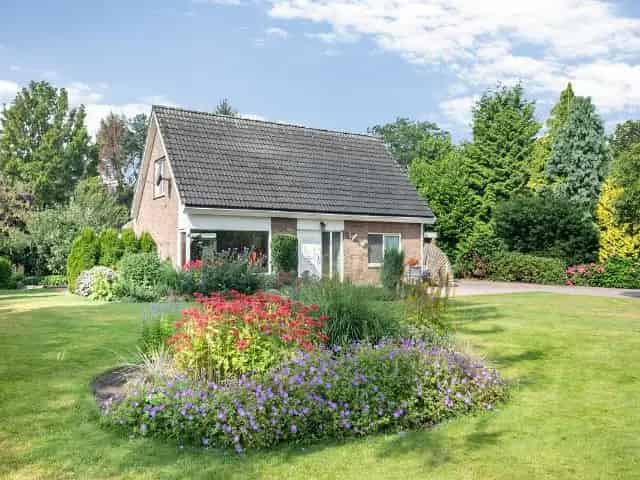 Vrijstaande woning 4 slaapkamers Tuinkamer Schuur 2170m2 Nieuw Dordrecht