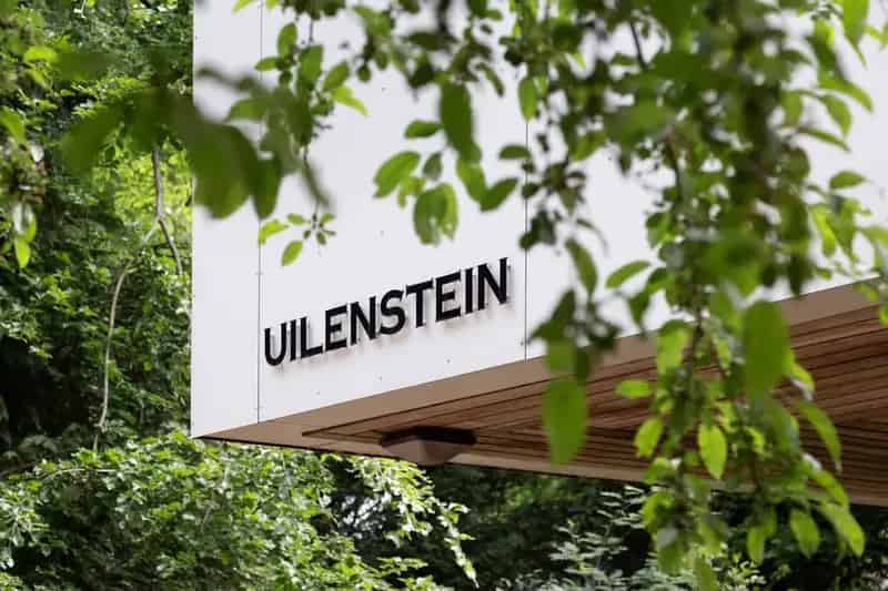 Villa Uilenstein te koop: Brutalistische droomvilla met dakterras