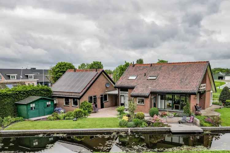 Vrijstaande Villa met Landelijk Uitzicht en Grote Zolder Bleiswijk