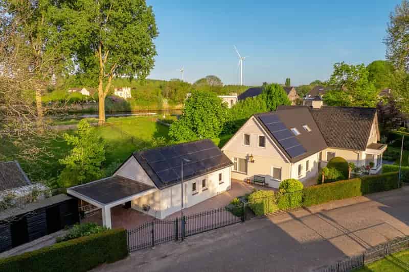 Luxe Landhuis Dieze 288m2 A++ 33 Zonnepanelen Bijgebouw