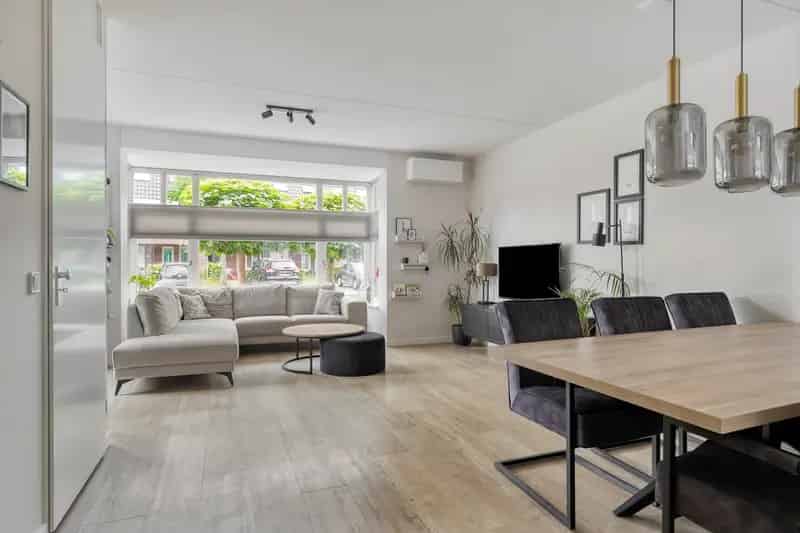 Luxe 5 Slaapkamers 2 Onder 1 Kapwoning Groesbeek