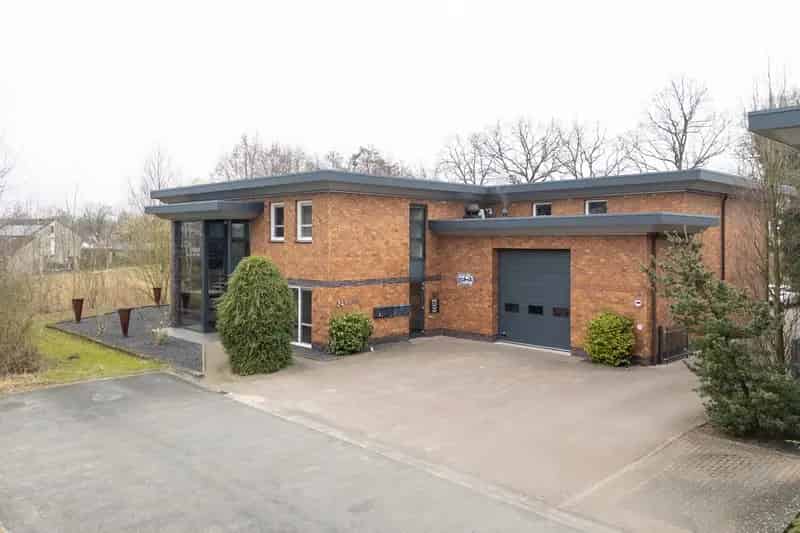 Kantoorpand te koop Lichtenvoorde 700m2