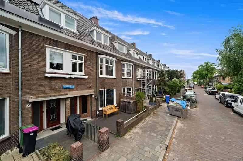 Jaren 30 Bovenwoning Delft Indische Buurt 3 slaapkamers
