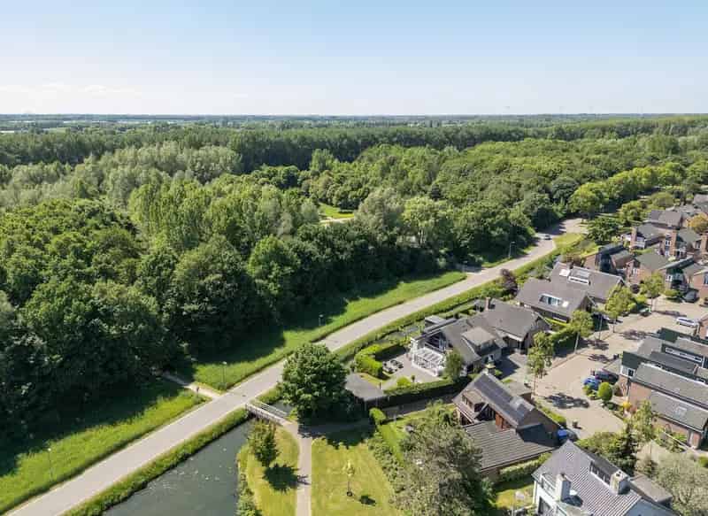 Vrijstaande Villa Oosterpark 232m2 Tuin Serre 24 Zonnepanelen