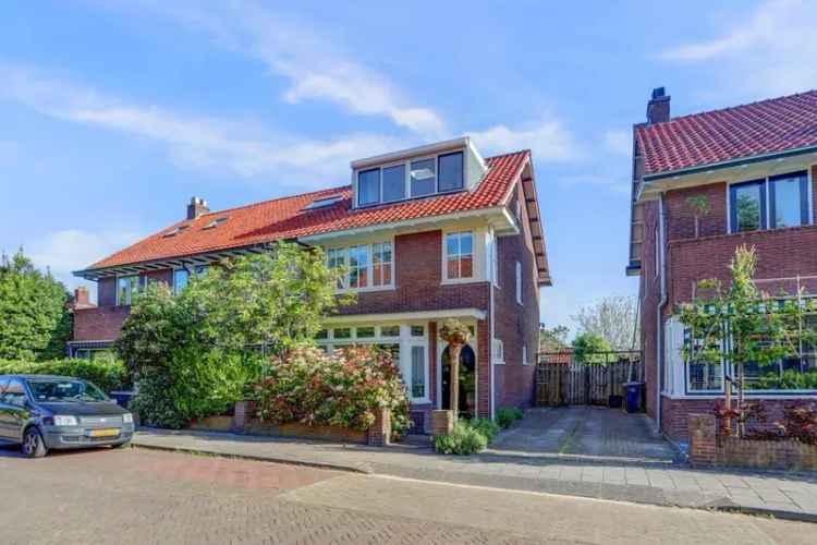 Jaren 30 woning Gorinchem: 4 slaapkamers, erker, tuin en berging