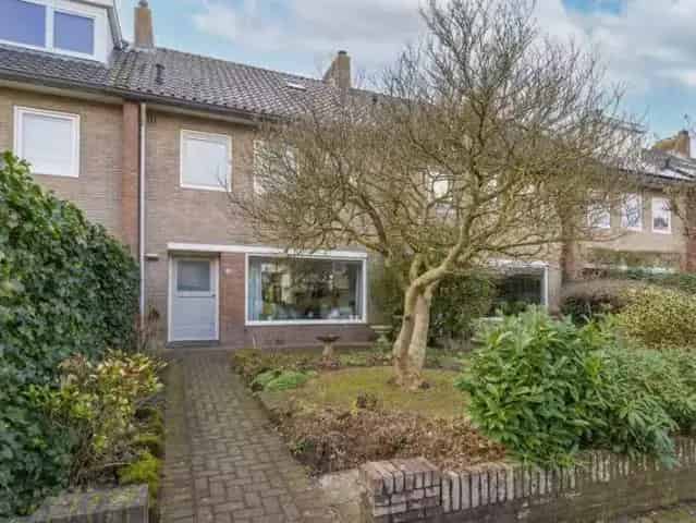Ruime Middenwoning Bussum  3 slaapkamers Moderne keuken  Zonnige tuin