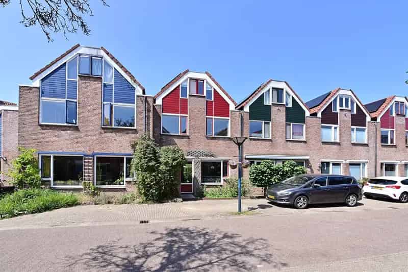 Huis te koop Huizen Vecht 16: 4 slaapkamers, parktuin, energielabel A