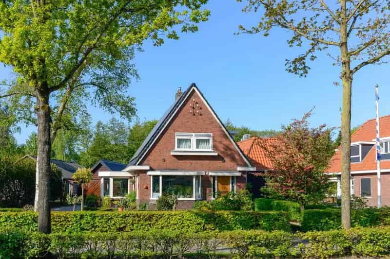 Energiezuinige Vrijstaande Woning met Serre en Garage