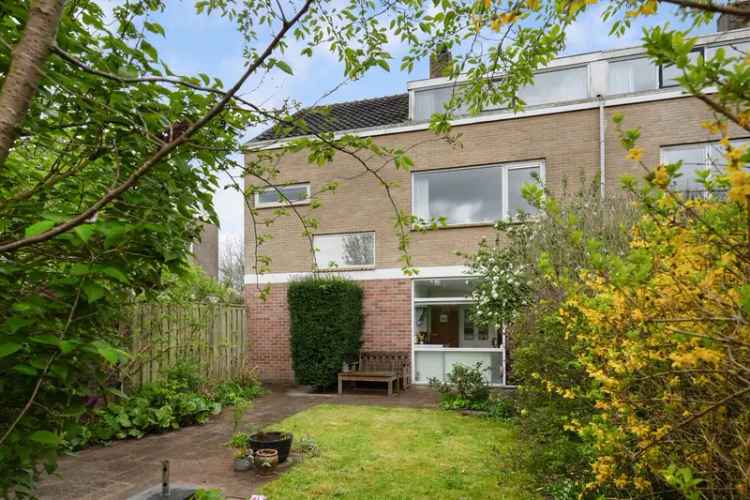 Rhoon 6 Kamer 2 Onder 1 Kapwoning Te Koop