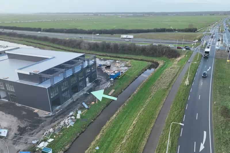 Bedrijfshal te huur Nijkerk 296m² A28