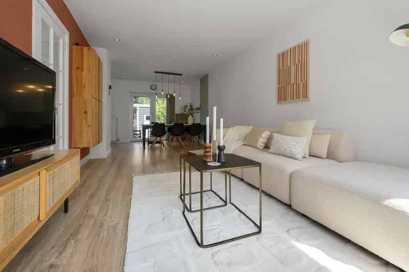 Huis te koop Zaandam: Sfeervolle Tussenwoning met Tuin