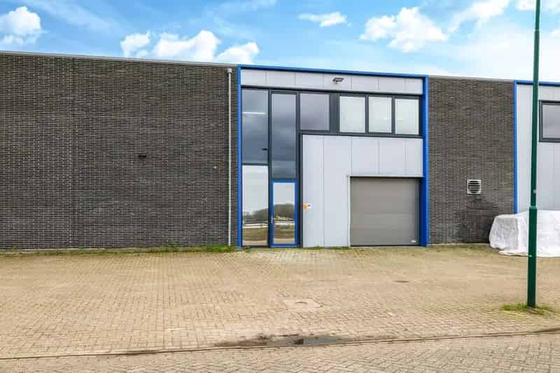Bedrijfshal Grave te Huur 297m2 Koninginnedijk