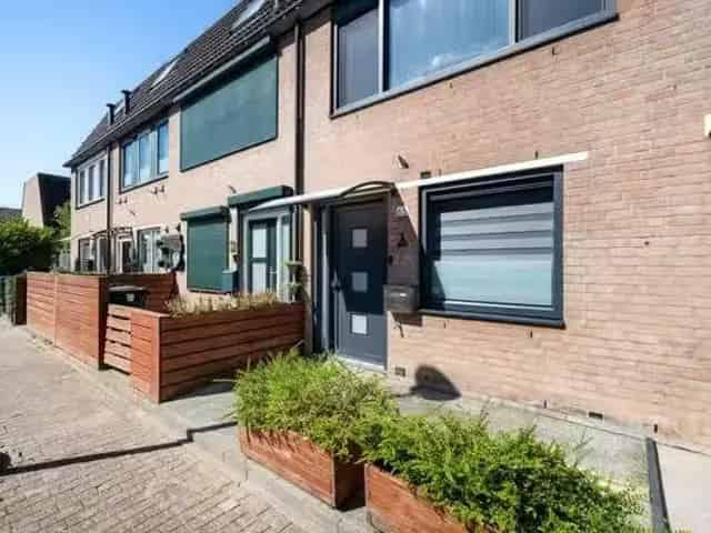 Hoekwoning Rotterdam Beverwaard 4 slaapkamers 110m²