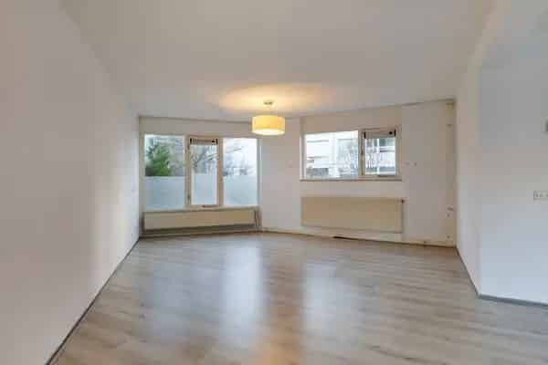 Huis Te Koop , 9, Willem Marisrade, Capelle aan den IJssel, Zuid-Holland