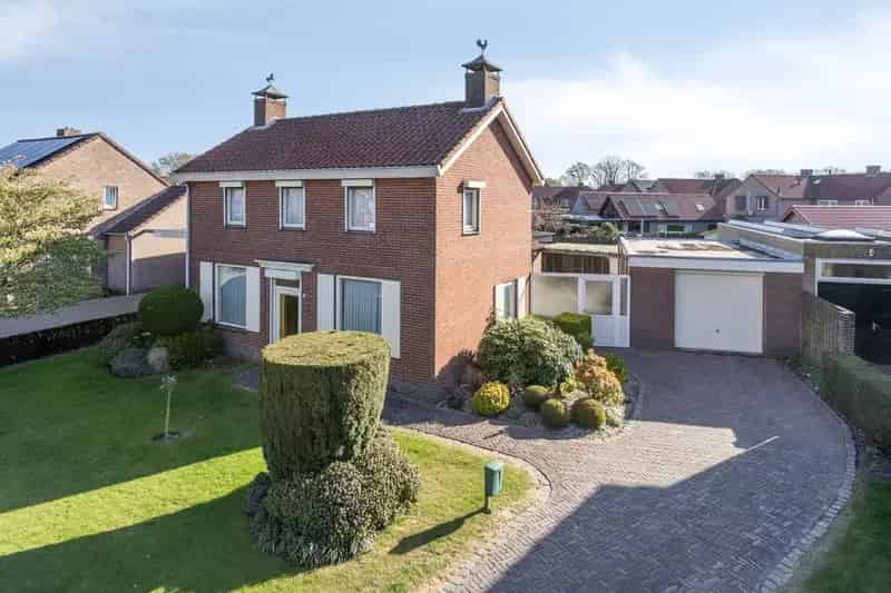 Vrijstaande woning te koop Heesch