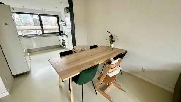 Ruime 5 Slaapkamer Familiewoning Rivierenbuurt Den Haag