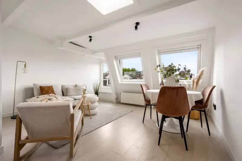 Appartement te koop: Van Oldenbarneveldtstraat 89-5 1052 JX Amsterdam 