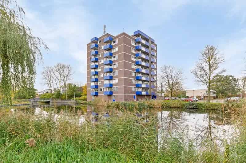 Appartement te koop Uithoorn: 2 kamers, balkon, 54m2