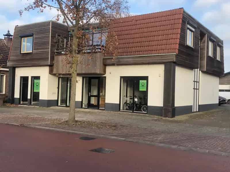 Bedrijfshal Heeten te Huur Diverse Ruimtes Opslag Atelier Showroom