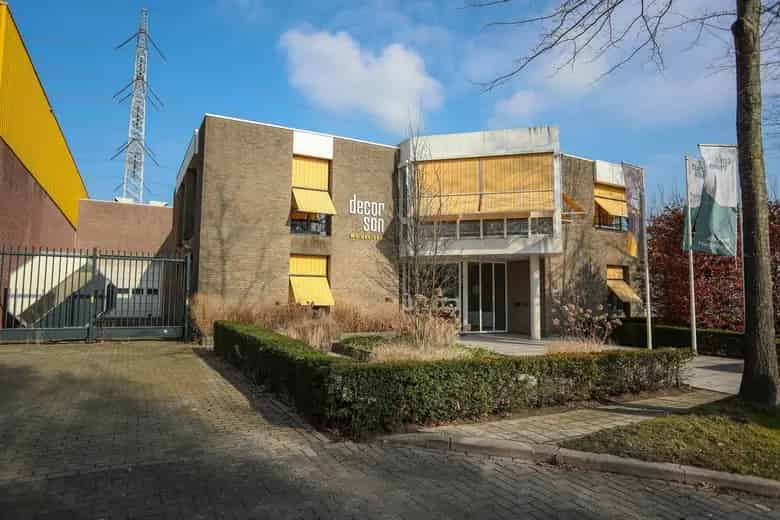 899 m2 Bedrijfsruimte te Huur Son en Breugel Kantoorruimte