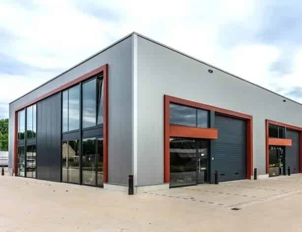 Bedrijfshal te Huur Halsteren 165m2 Industrieweg