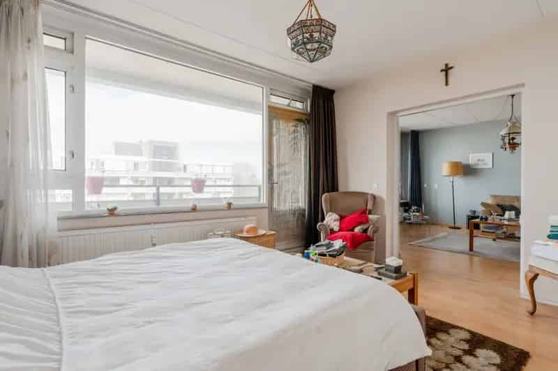 Ruim 5-kamer appartement Diemen nabij Amsterdam