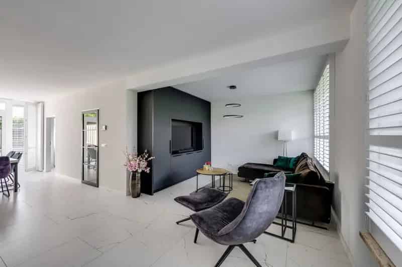 Luxe Tweekapper Hoeven 5 slaapkamers Instapklaar