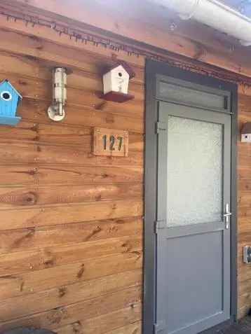 Vergund Chalet te Lanaken 70m2 3 slaapkamers groot terras