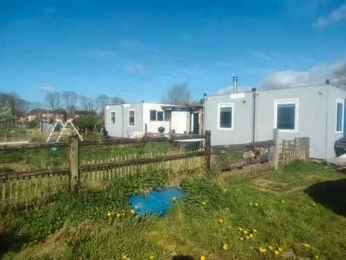 5 Slaapkamers 200m2 Unit Ruime Woonkeuken Nieuwe Daken