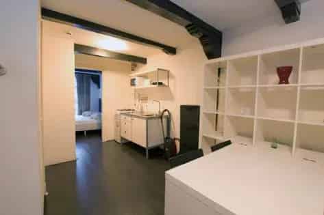 90m2 Studio Amsterdam Centrum Vrouw