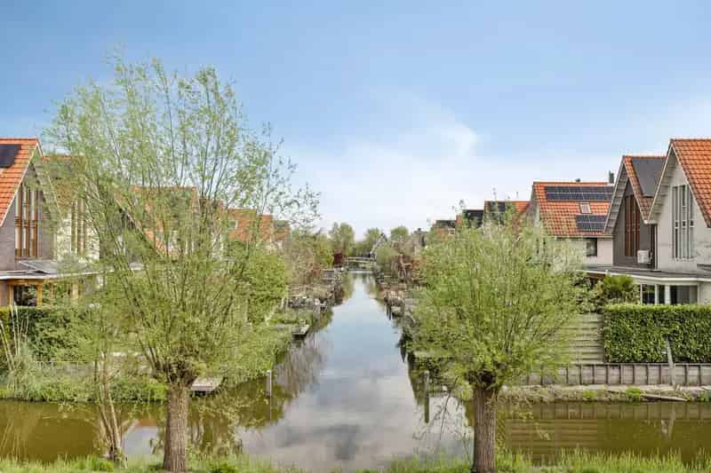 Huis te koop Rietsingel Pijnacker 5 slaapkamers moderne keuken tuin
