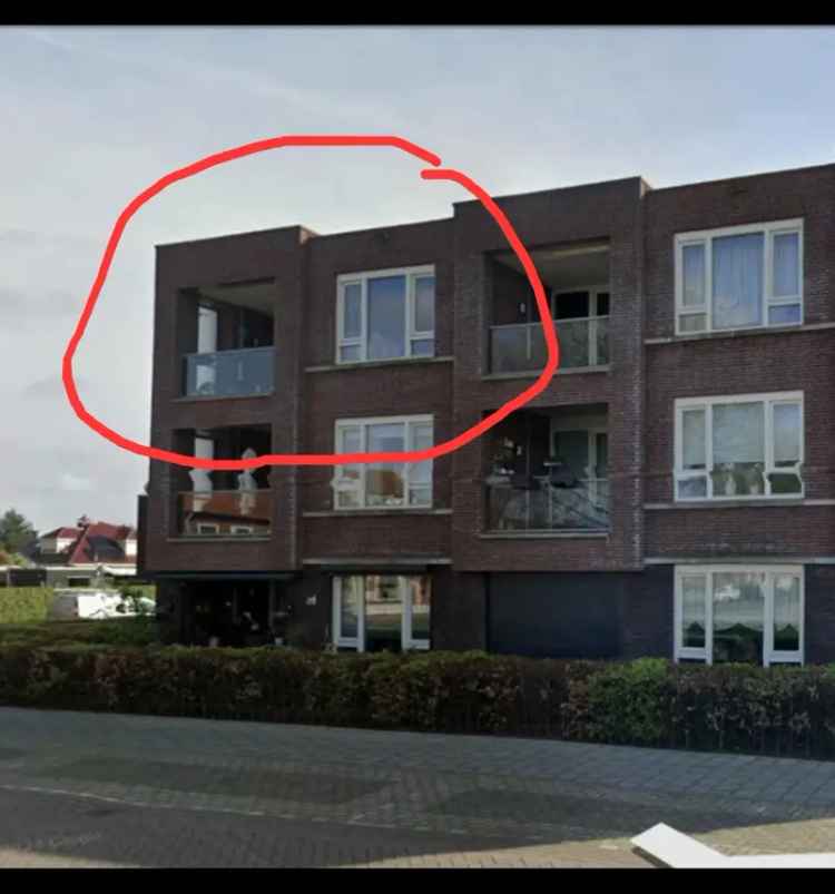 Appartement Te Huur in 138, Emmastraat, St. Willebrord, Noord-Brabant