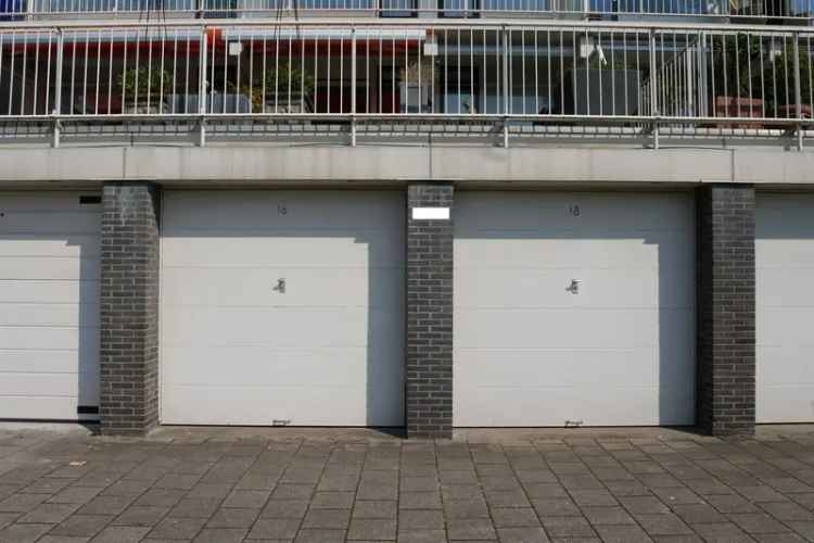 Garagebox Den Haag | Zoek garageboxen te huur: Suzannaland 2591 JE Den Haag [funda in business]