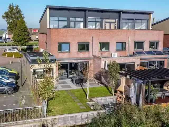 Moderne Hoekwoning Waverveen 2011 Energielabel A 16 Zonnepanelen