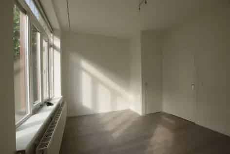 2 Kamer Appartement Rotterdam Charlois 42m2 Ruime Tuin