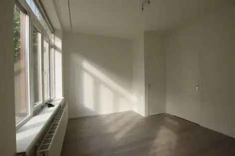 2 Kamer Appartement Rotterdam Charlois 42m2 Ruime Tuin