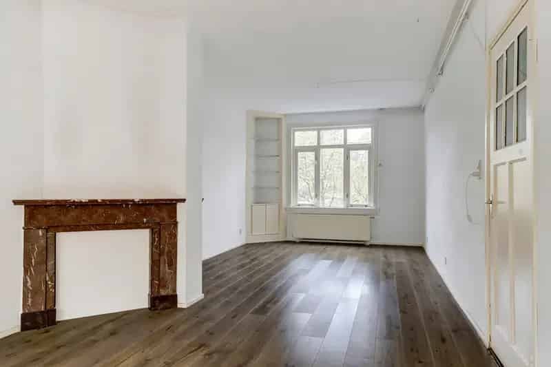3 Slaapkamer Bovenwoning Nijmegen Oost Ruim Dakterras