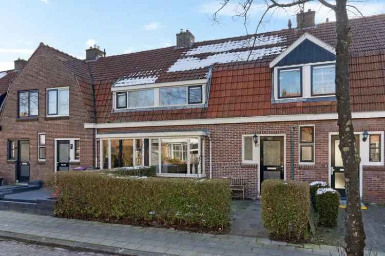 Geringeerde Tussenwoning Leeuwarden 3 Slaapkamers Tuin