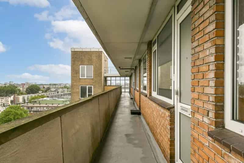 Appartement Amsterdam Nieuw-West 3 kamers 61m2 Balkon 13e Verdieping