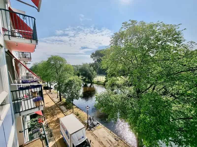 Ruim appartement Nieuwe Herengracht nabij Centrum