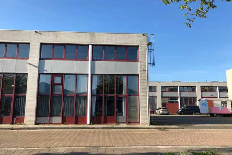 Kantoorpand te koop Amsterdam Noord Papaverweg
