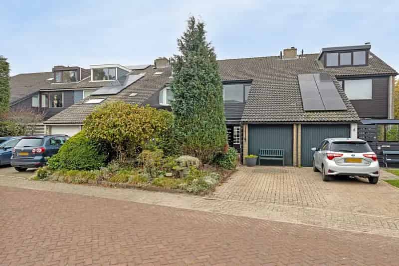 Ruime Tussenwoning Hilversumse Meent 3 slaapkamers  Serre  Parkeren