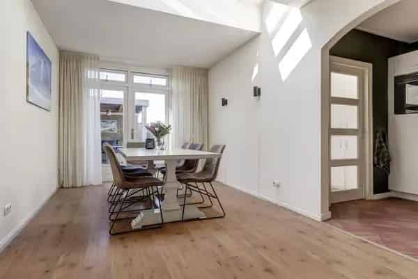 Ruime gezinswoning Renswoude 4 slaapkamers luxe keuken tuin