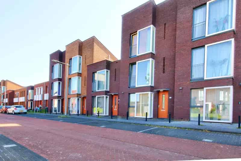 Moderne 4 Slaapkamers Gestoffeerde Woning Schuytgraaf