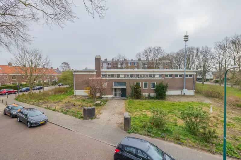 Bedrijfshal te Huur Oegstgeest 980m2