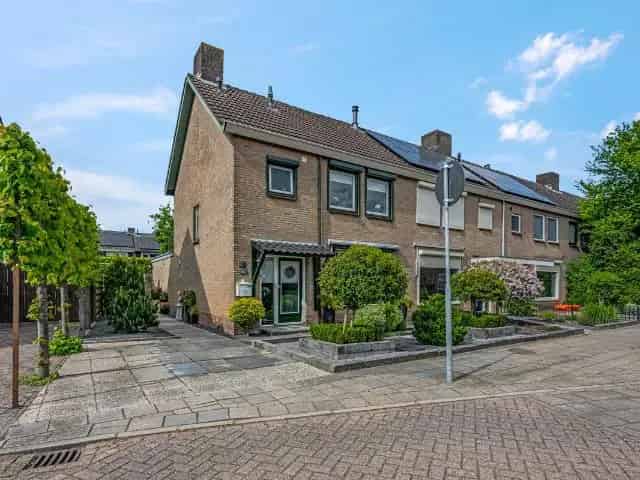 Hoekwoning Gendt 4 slaapkamers Royale tuin